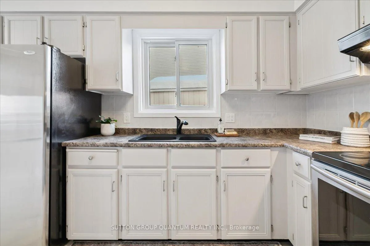 Photo 16 of 32 Capri Street, Thorold, Confederation Heights — HOMEH