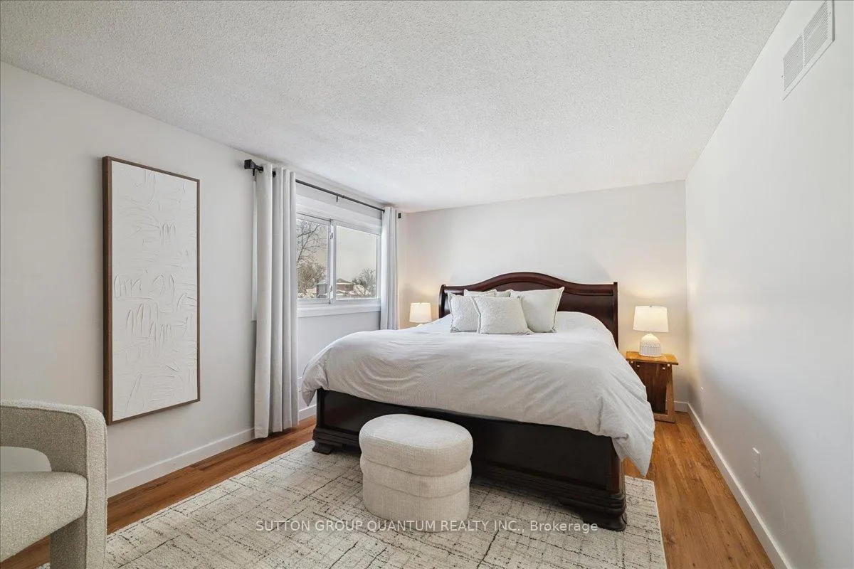 Photo 24 of 32 Capri Street, Thorold, Confederation Heights — HOMEH