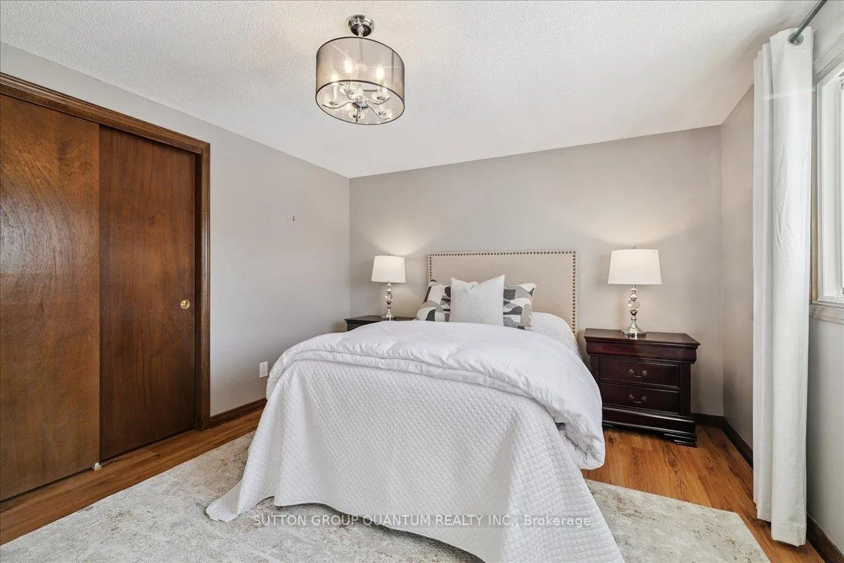 Photo 28 of 32 Capri Street, Thorold, Confederation Heights — HOMEH