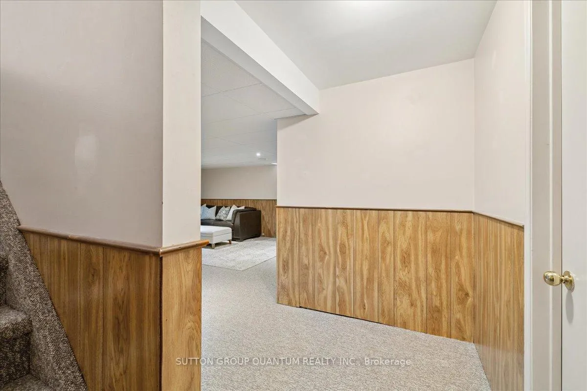 Photo 33 of 32 Capri Street, Thorold, Confederation Heights — HOMEH