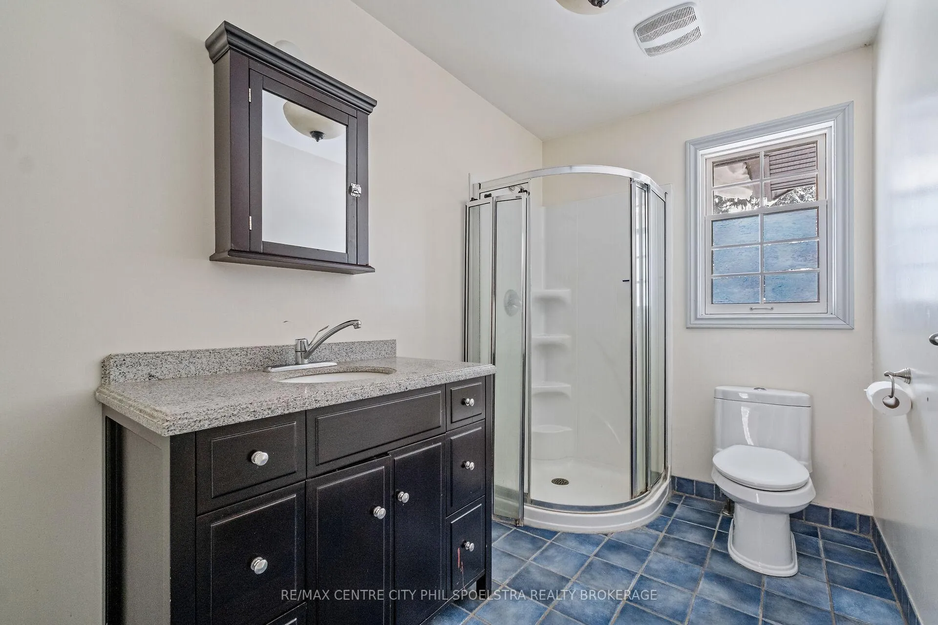 Photo 30 of 8548 Wellington Road, Mapleton, Rural Mapleton — HOMEH
