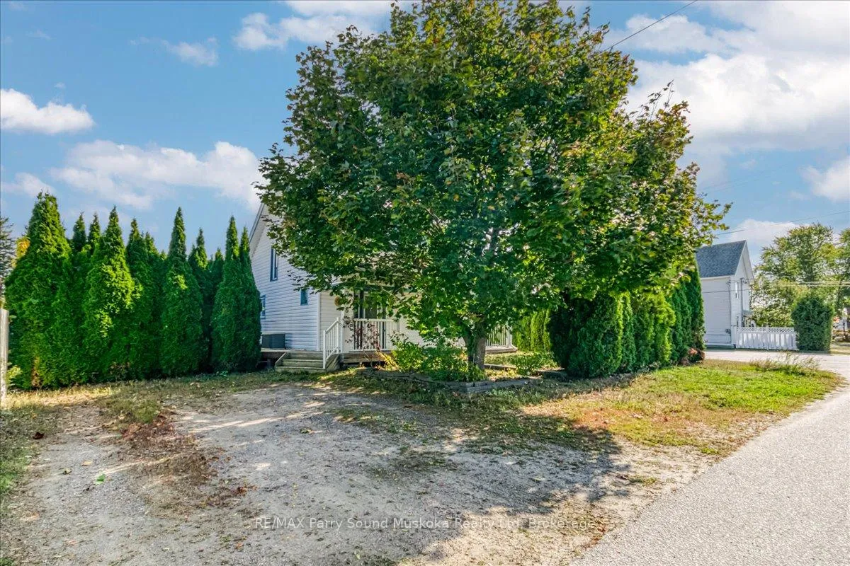 Photo 25 of 216 Arthur Street, West Nipissing, Sturgeon Falls — HOMEH
