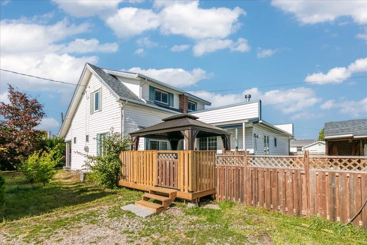 Photo 27 of 216 Arthur Street, West Nipissing, Sturgeon Falls — HOMEH