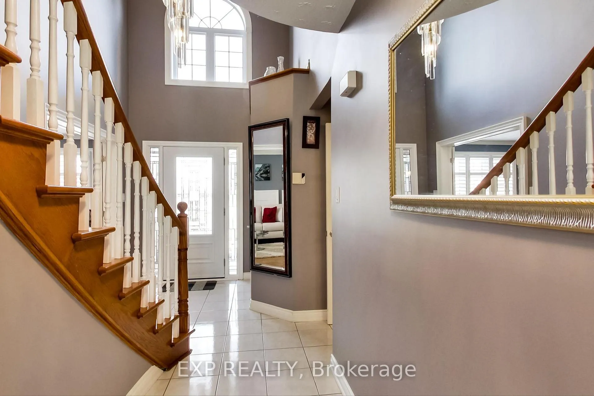 Photo 4 of 12 Highbury Drive, Hamilton, Stoney Creek Mountain — HOMEH