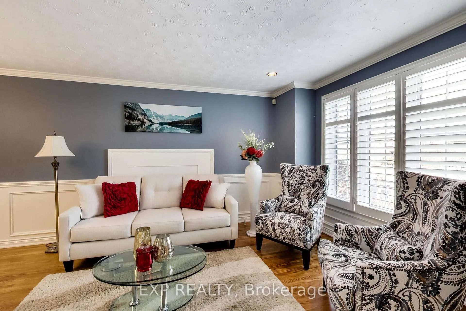 Photo 5 of 12 Highbury Drive, Hamilton, Stoney Creek Mountain — HOMEH