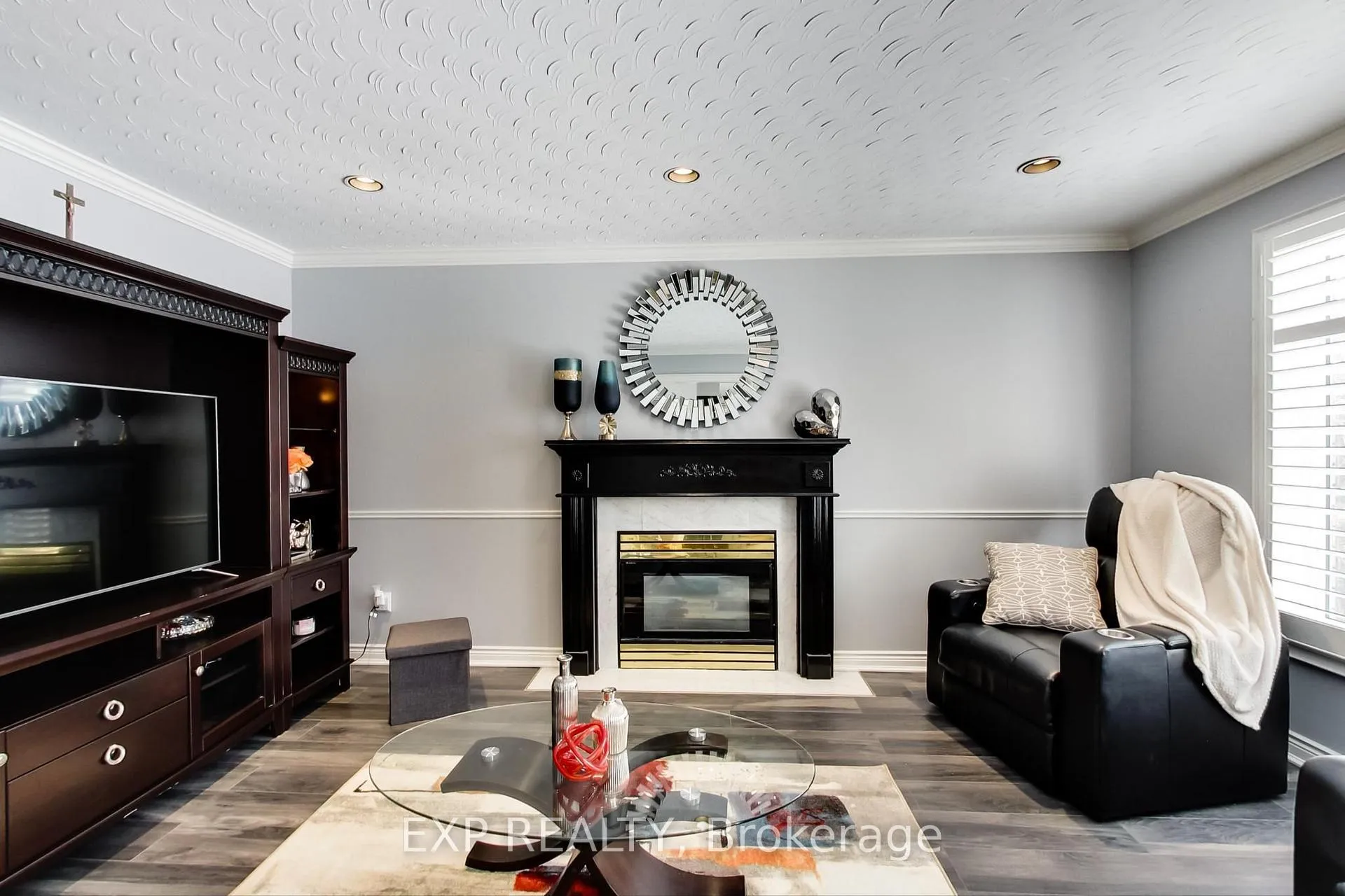 Photo 8 of 12 Highbury Drive, Hamilton, Stoney Creek Mountain — HOMEH