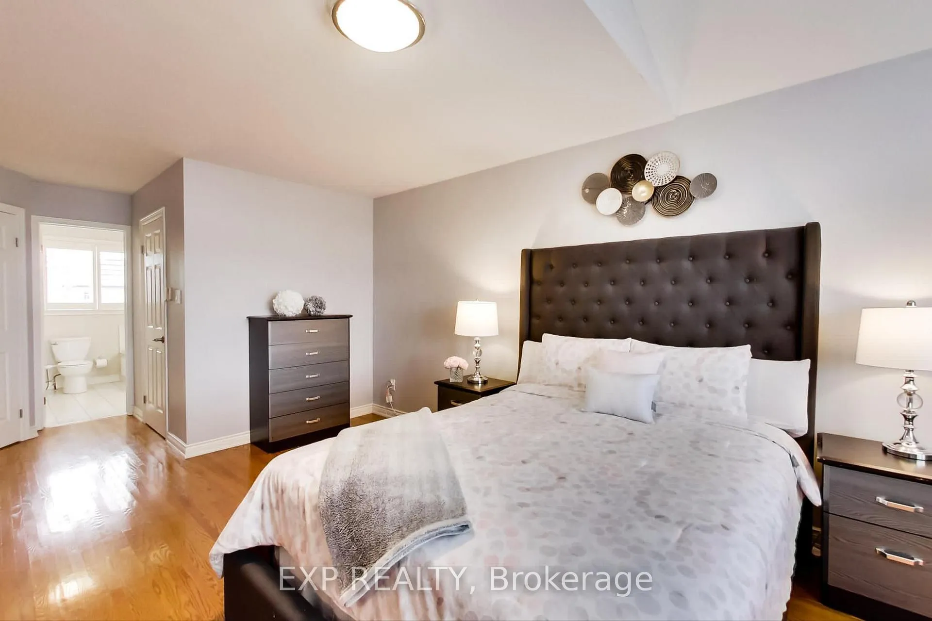 Photo 12 of 12 Highbury Drive, Hamilton, Stoney Creek Mountain — HOMEH
