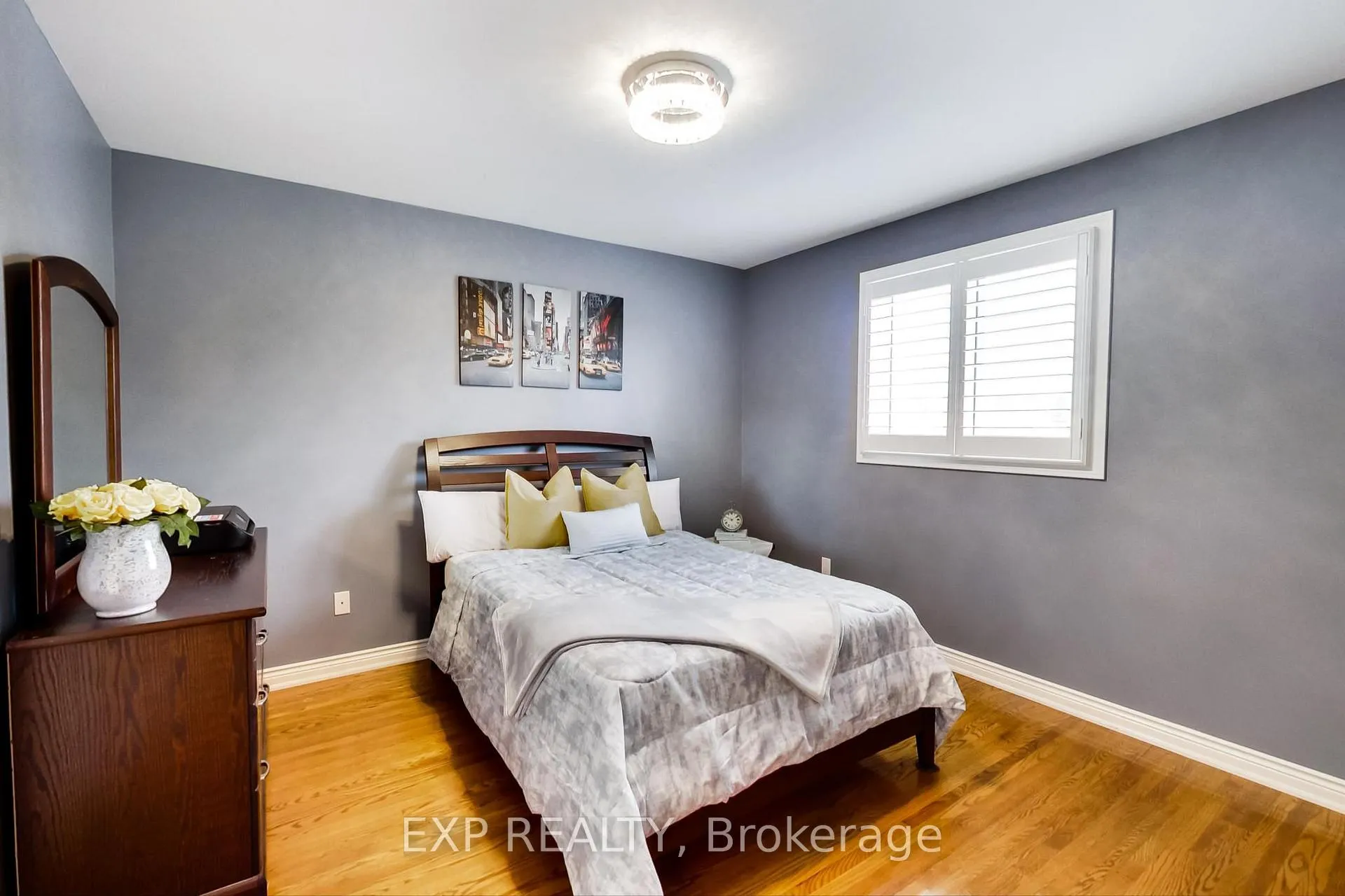 Photo 13 of 12 Highbury Drive, Hamilton, Stoney Creek Mountain — HOMEH