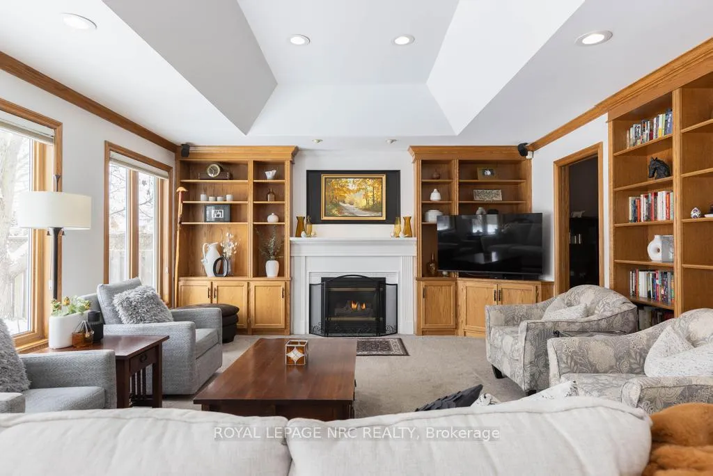 Photo 23 of 24 Dalemere Crescent, St. Catharines, Martindale Pond — HOMEH