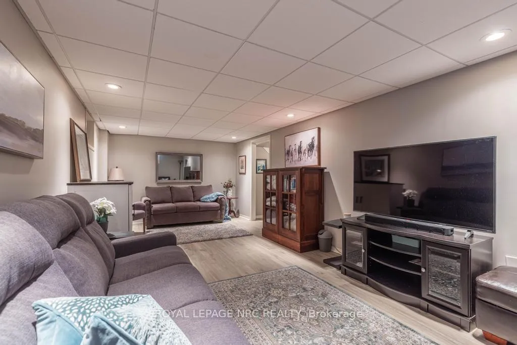 Photo 37 of 24 Dalemere Crescent, St. Catharines, Martindale Pond — HOMEH