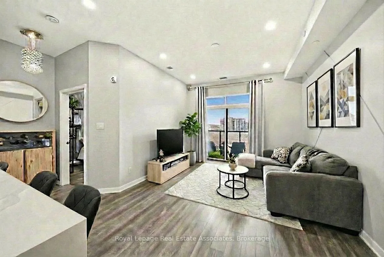 Photo 5 of 125 Shoreview Place, Hamilton, Lakeshore — HOMEH