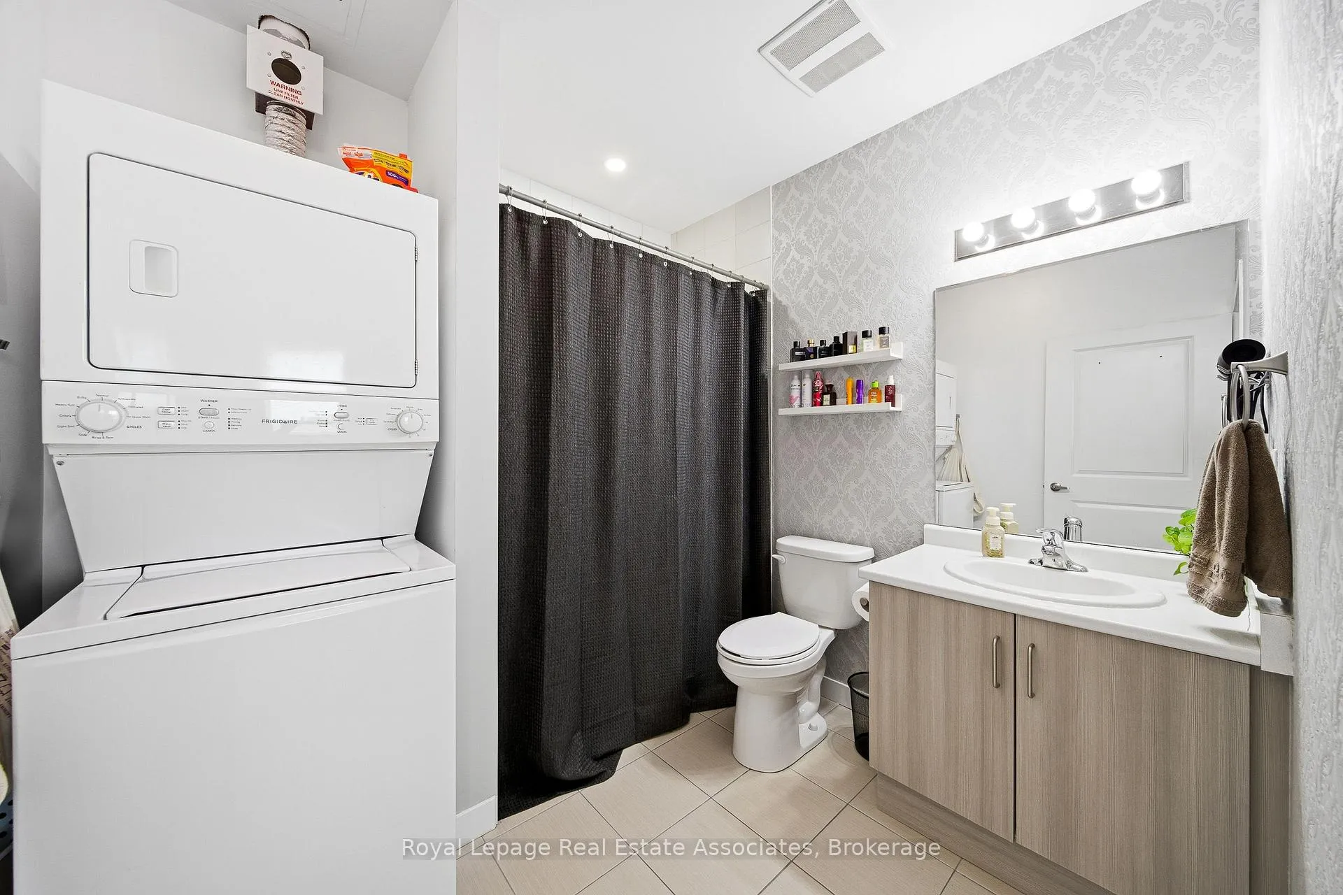 Photo 6 of 125 Shoreview Place, Hamilton, Lakeshore — HOMEH