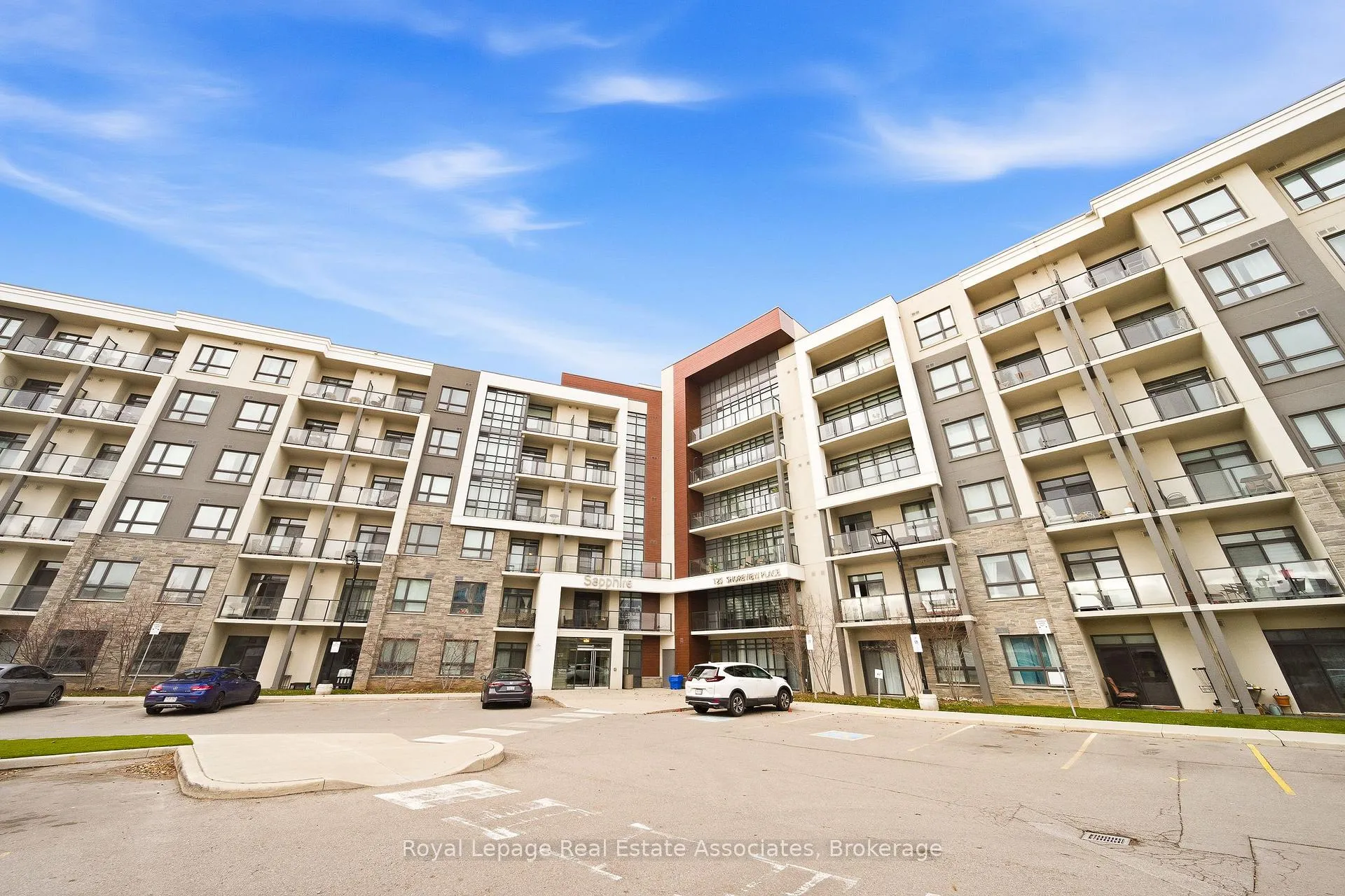 Photo 12 of 125 Shoreview Place, Hamilton, Lakeshore — HOMEH