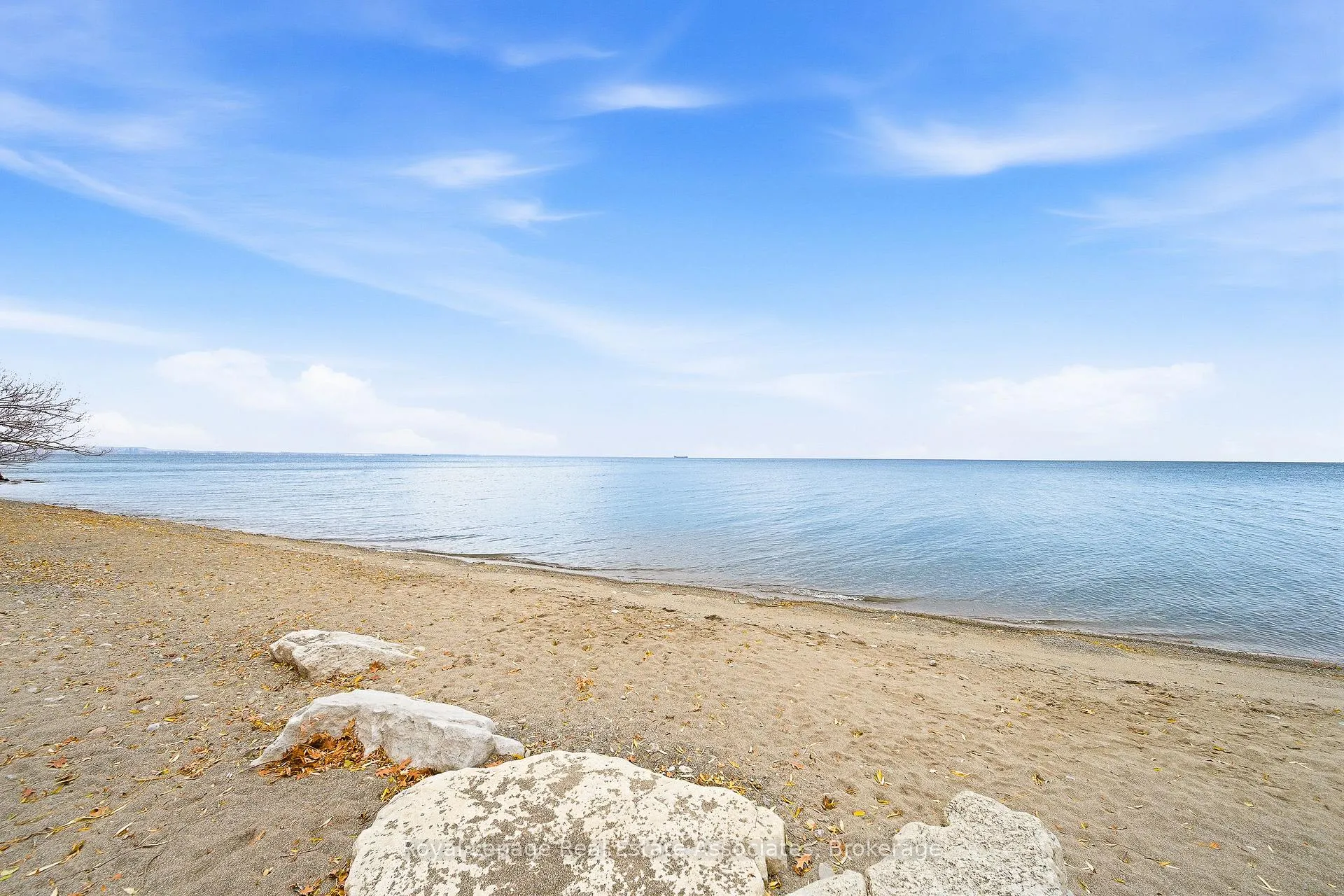 Photo 16 of 125 Shoreview Place, Hamilton, Lakeshore — HOMEH
