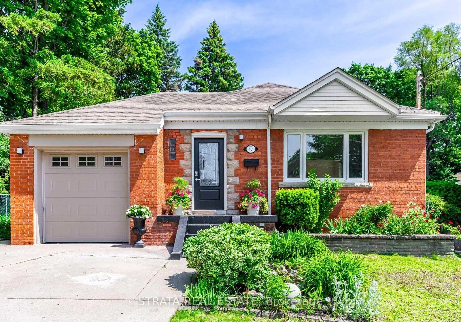 Photo 1 of 47 Notley Place, Toronto, O'Connor-Parkview — HOMEH