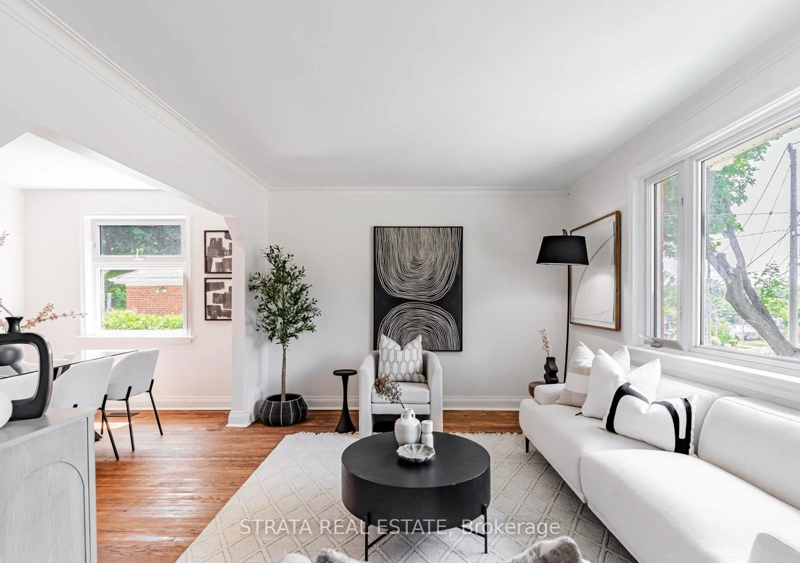 Photo 5 of 47 Notley Place, Toronto, O'Connor-Parkview — HOMEH