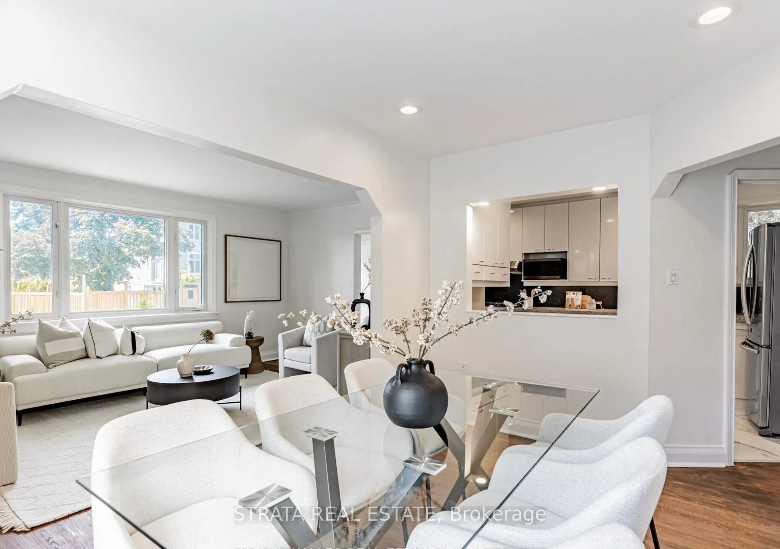Photo 7 of 47 Notley Place, Toronto, O'Connor-Parkview — HOMEH