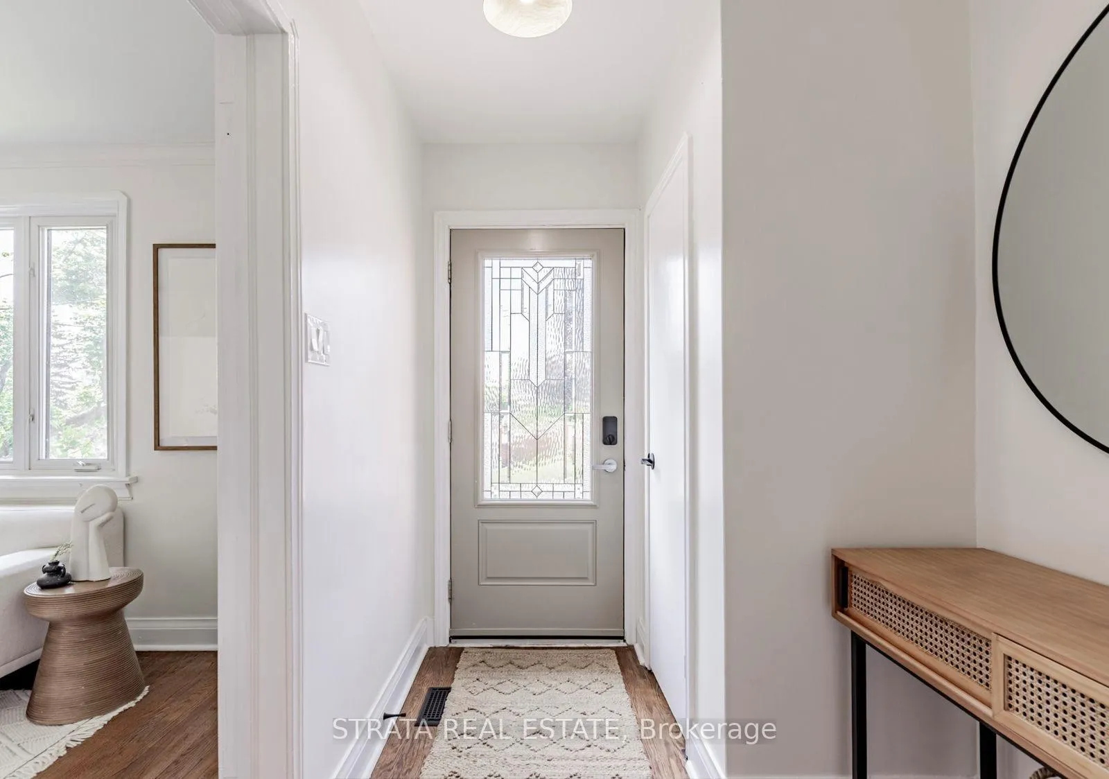 Photo 10 of 47 Notley Place, Toronto, O'Connor-Parkview — HOMEH