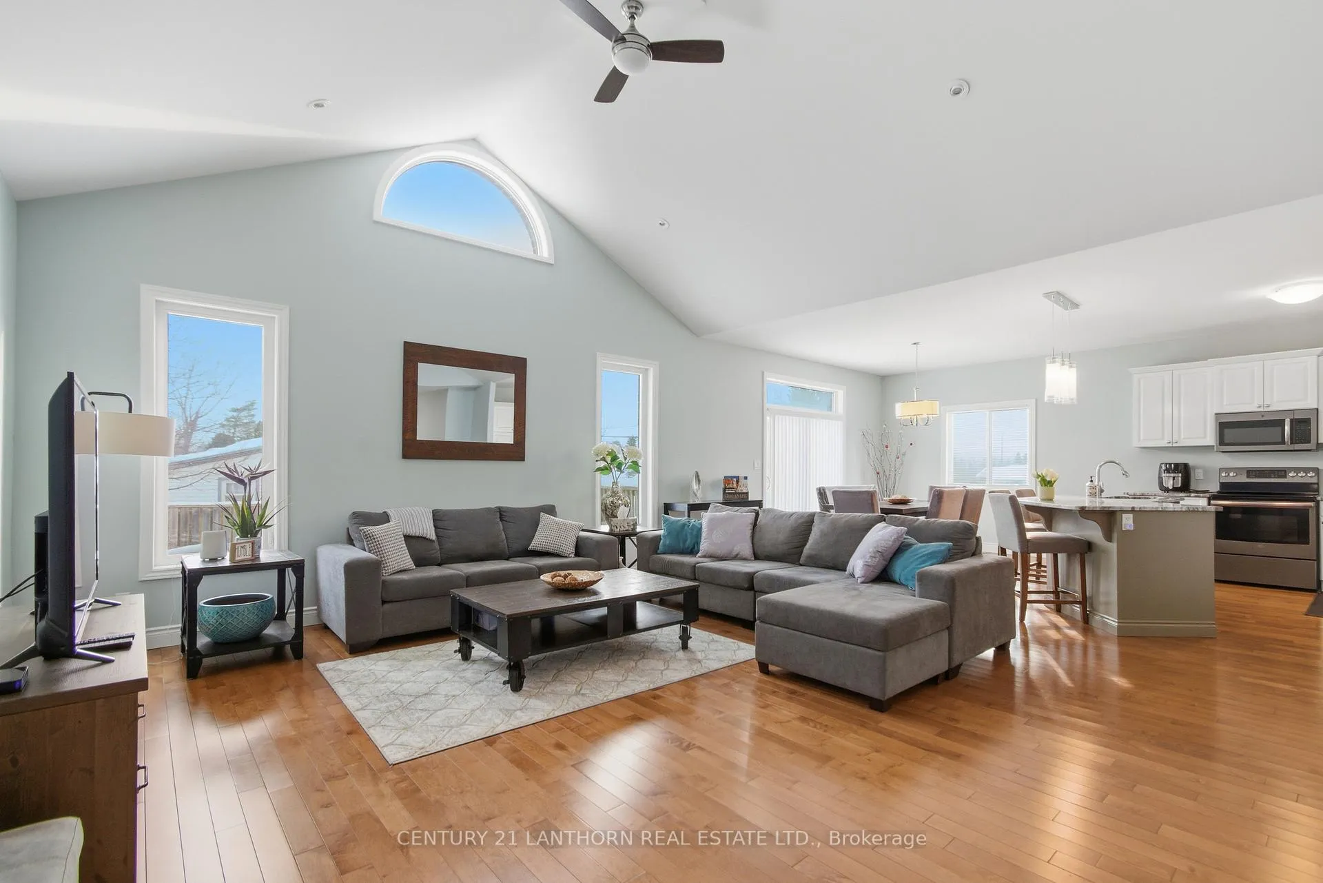 Photo 7 of 2 Stonecrest Boulevard, Quinte West, Sidney Ward — HOMEH