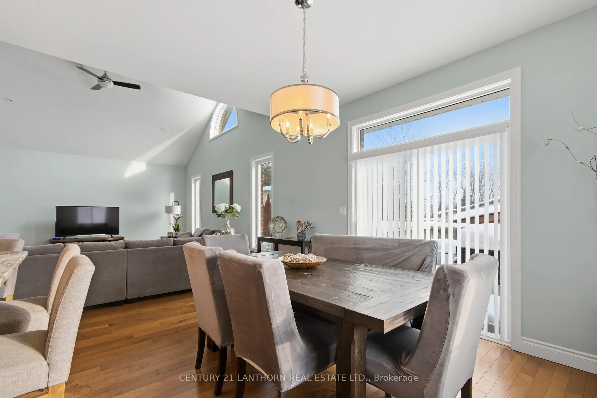 Photo 11 of 2 Stonecrest Boulevard, Quinte West, Sidney Ward — HOMEH