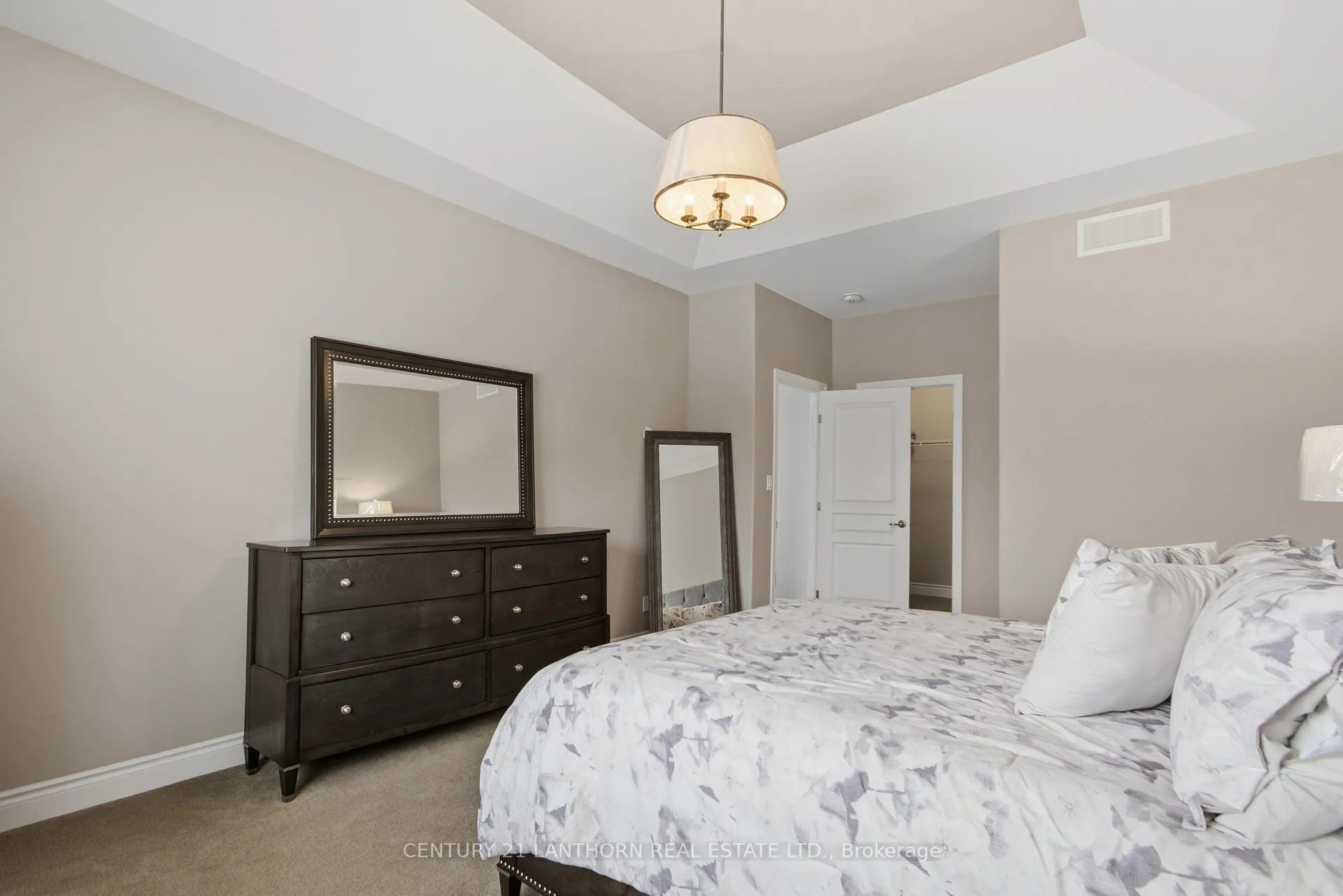 Photo 16 of 2 Stonecrest Boulevard, Quinte West, Sidney Ward — HOMEH