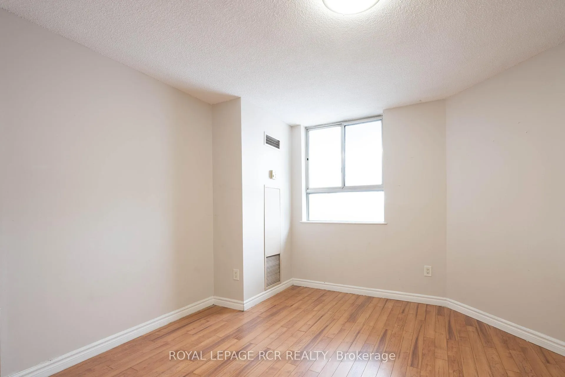 Photo 4 of Unit 508, 236 Albion Road, Etobicoke, Elms-Old Rexdale — HOMEH