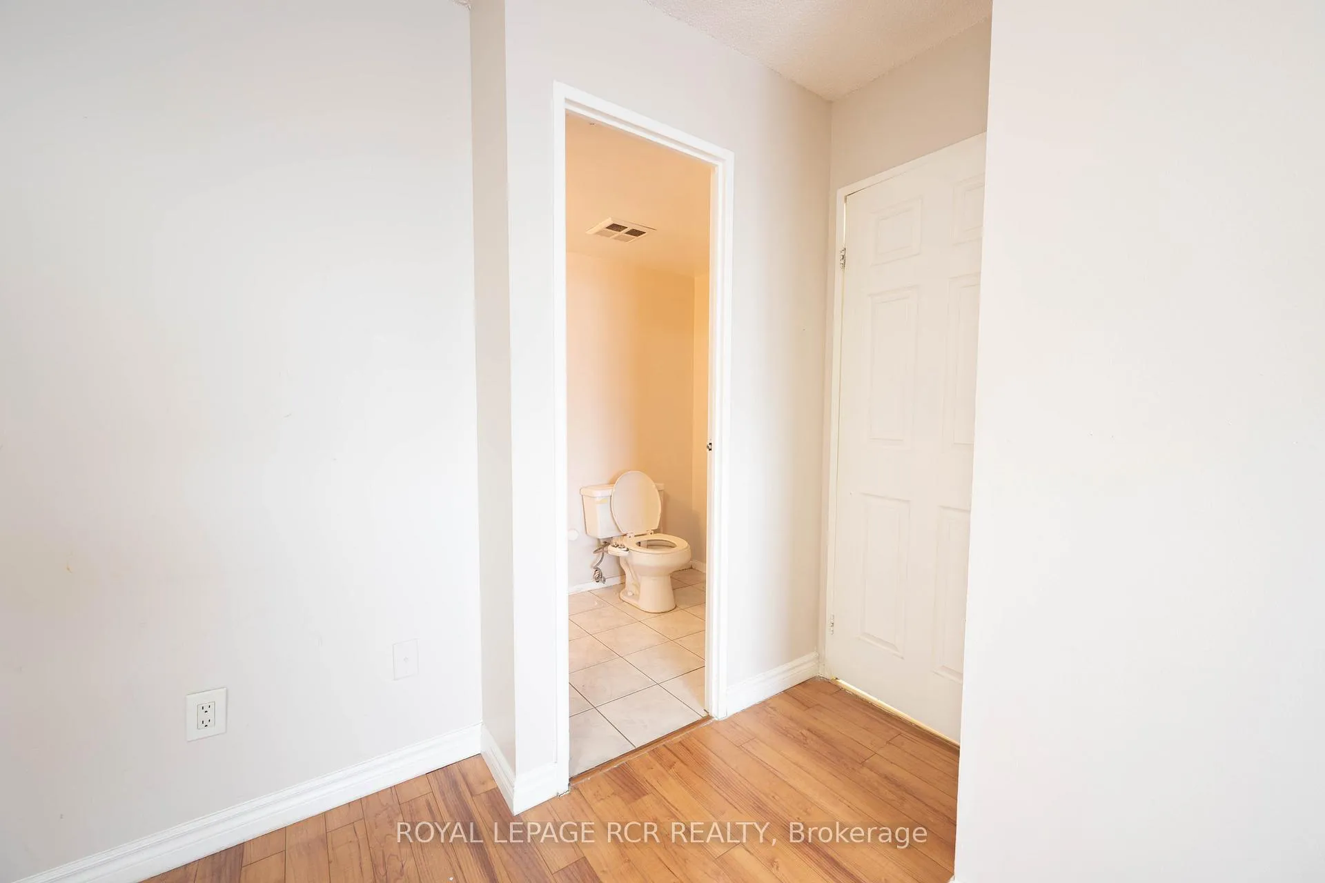 Photo 8 of Unit 508, 236 Albion Road, Etobicoke, Elms-Old Rexdale — HOMEH