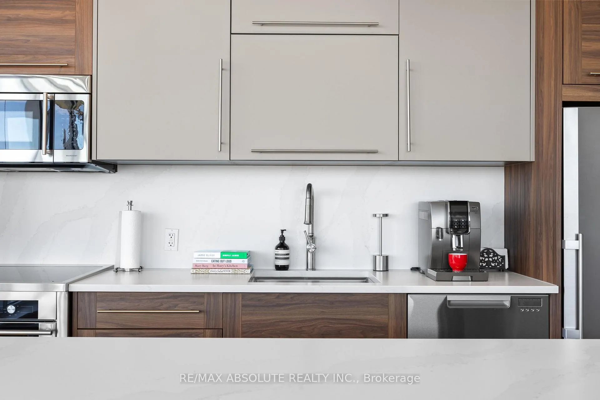 Photo 10 of Unit 906, 354 Gladstone Avenue, Ottawa, Ottawa Centre — HOMEH