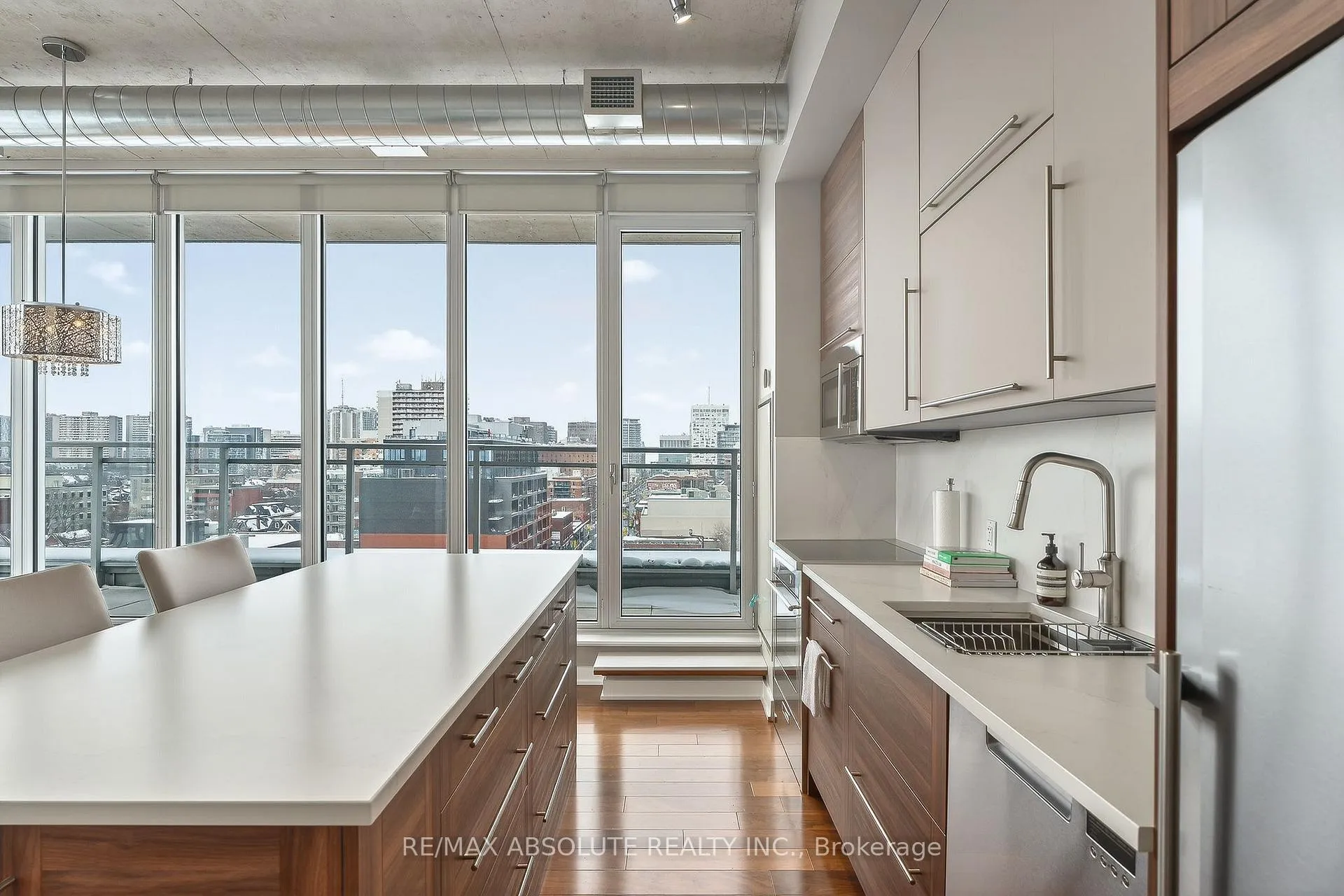 Photo 11 of Unit 906, 354 Gladstone Avenue, Ottawa, Ottawa Centre — HOMEH
