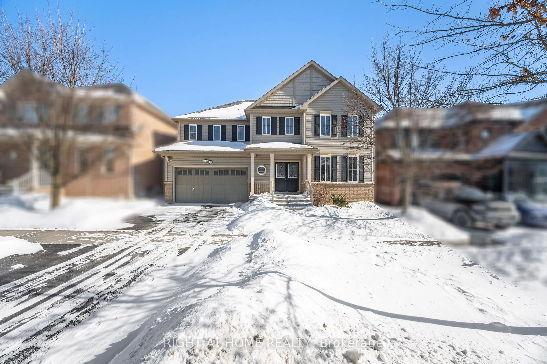 Photo 2 of 2325 Bridle Road, Oshawa, Windfields — HOMEH