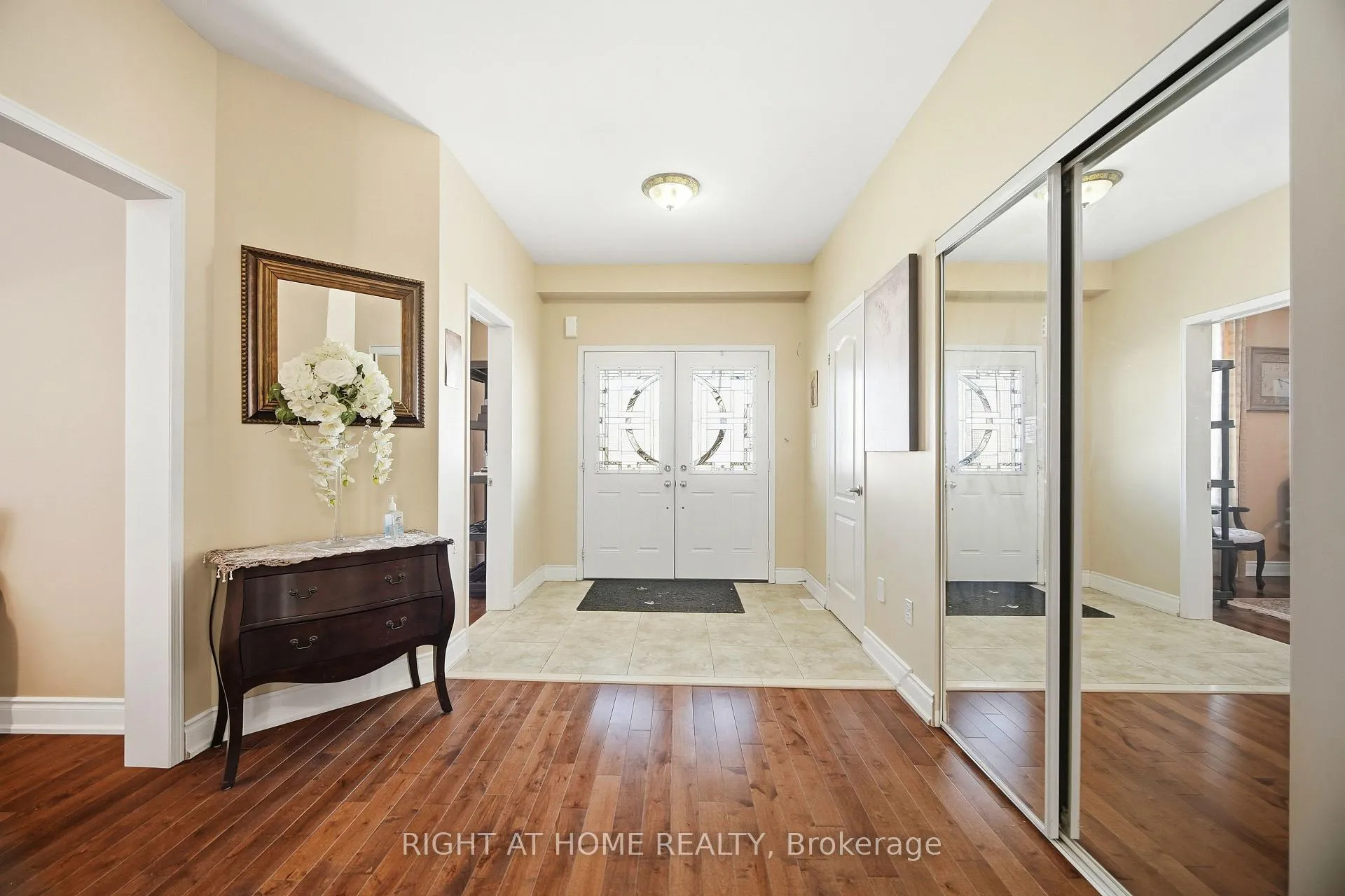 Photo 5 of 2325 Bridle Road, Oshawa, Windfields — HOMEH