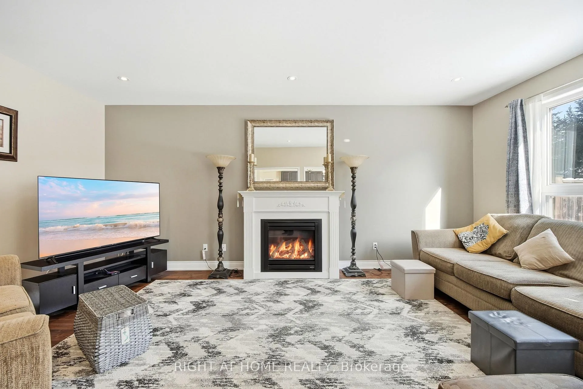 Photo 14 of 2325 Bridle Road, Oshawa, Windfields — HOMEH
