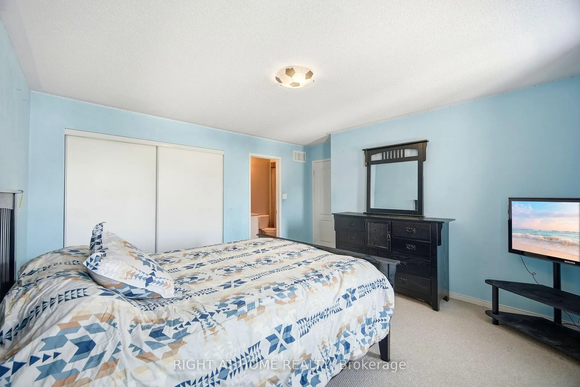 Photo 32 of 2325 Bridle Road, Oshawa, Windfields — HOMEH