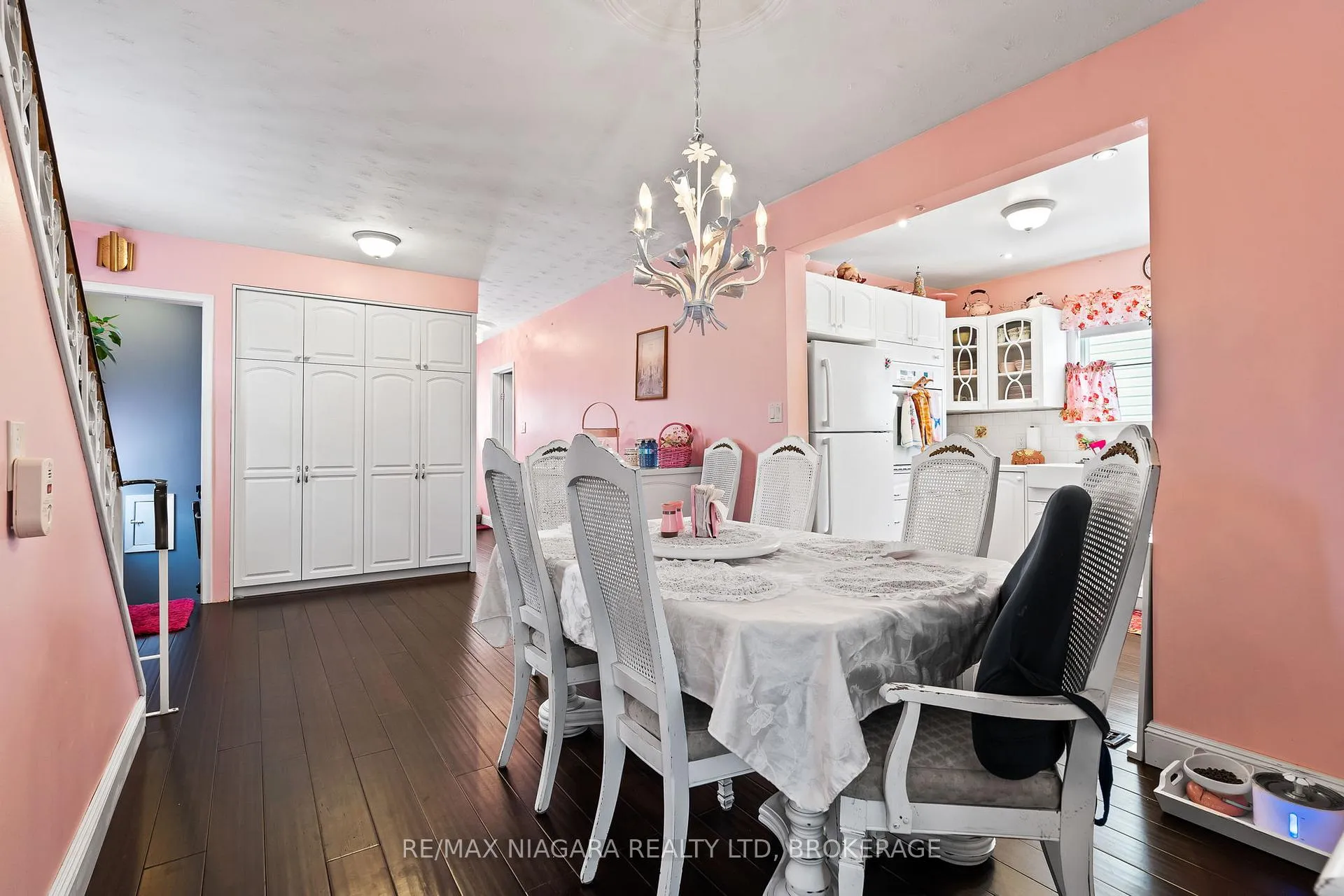 Photo 11 of 11 Cleveland Street, Thorold, Thorold Downtown — HOMEH