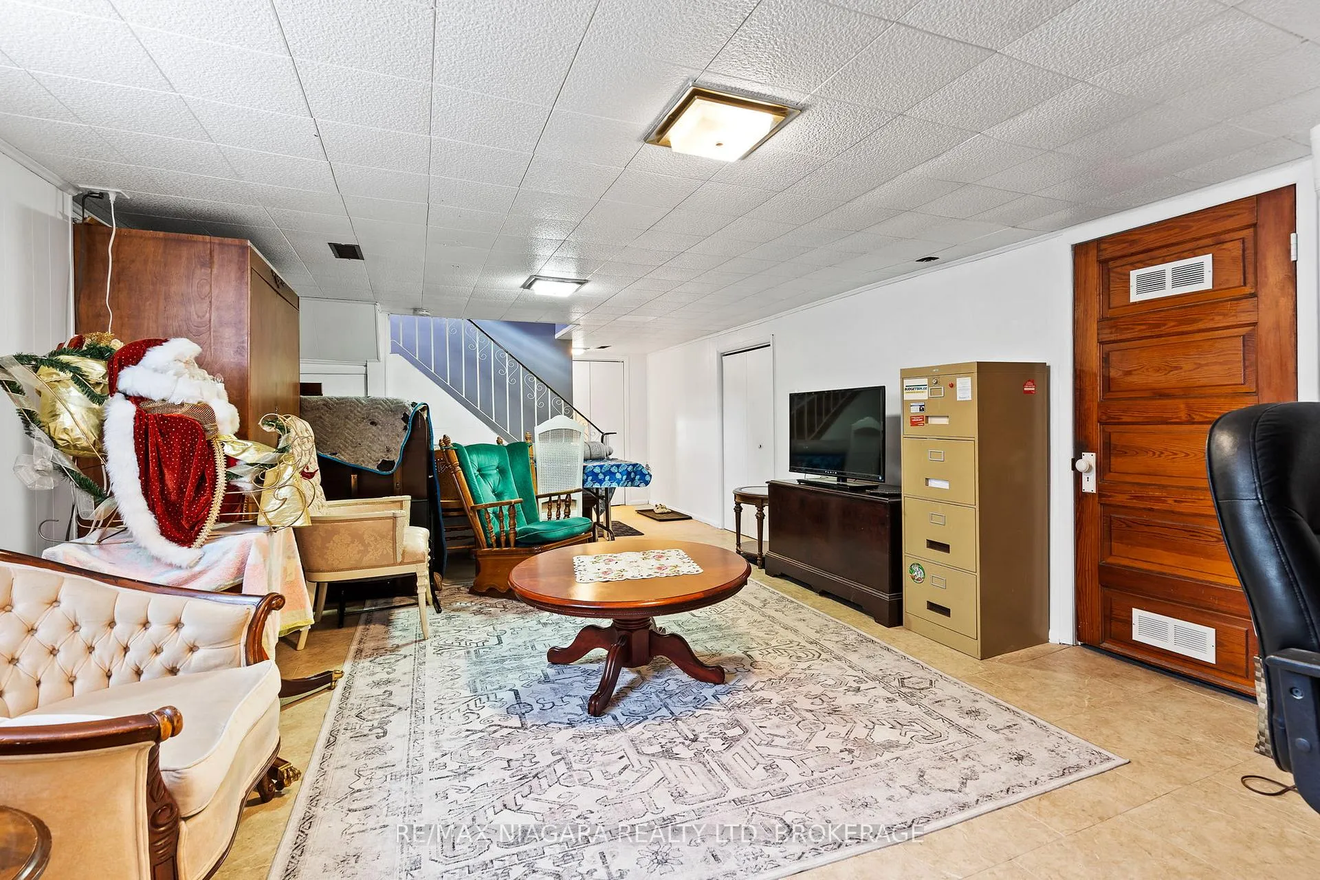 Photo 20 of 11 Cleveland Street, Thorold, Thorold Downtown — HOMEH