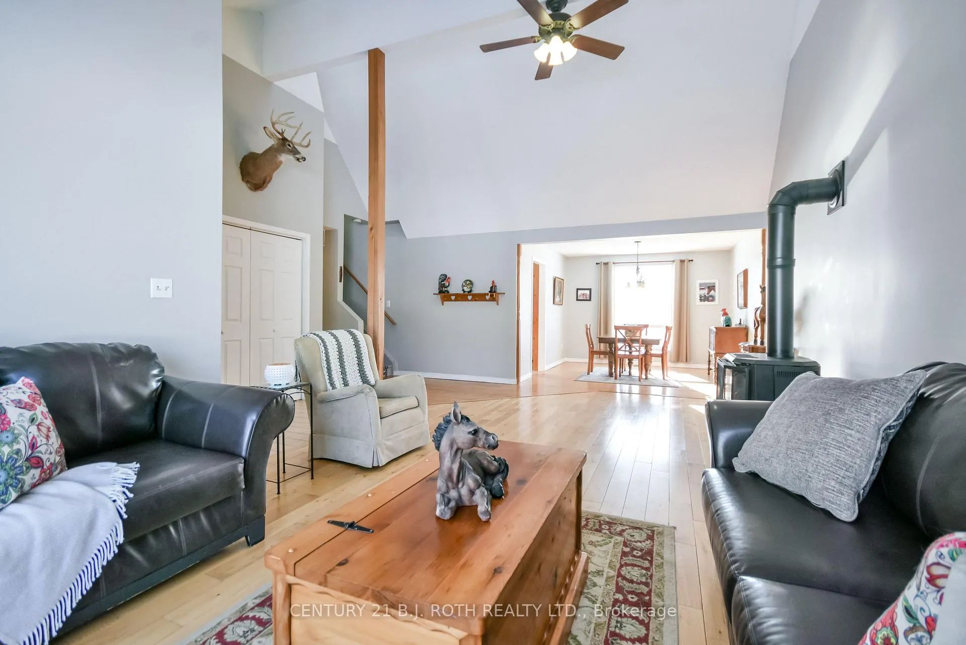 Photo 15 of 11256 12 Highway, Oro-Medonte, Rural Oro-Medonte — HOMEH