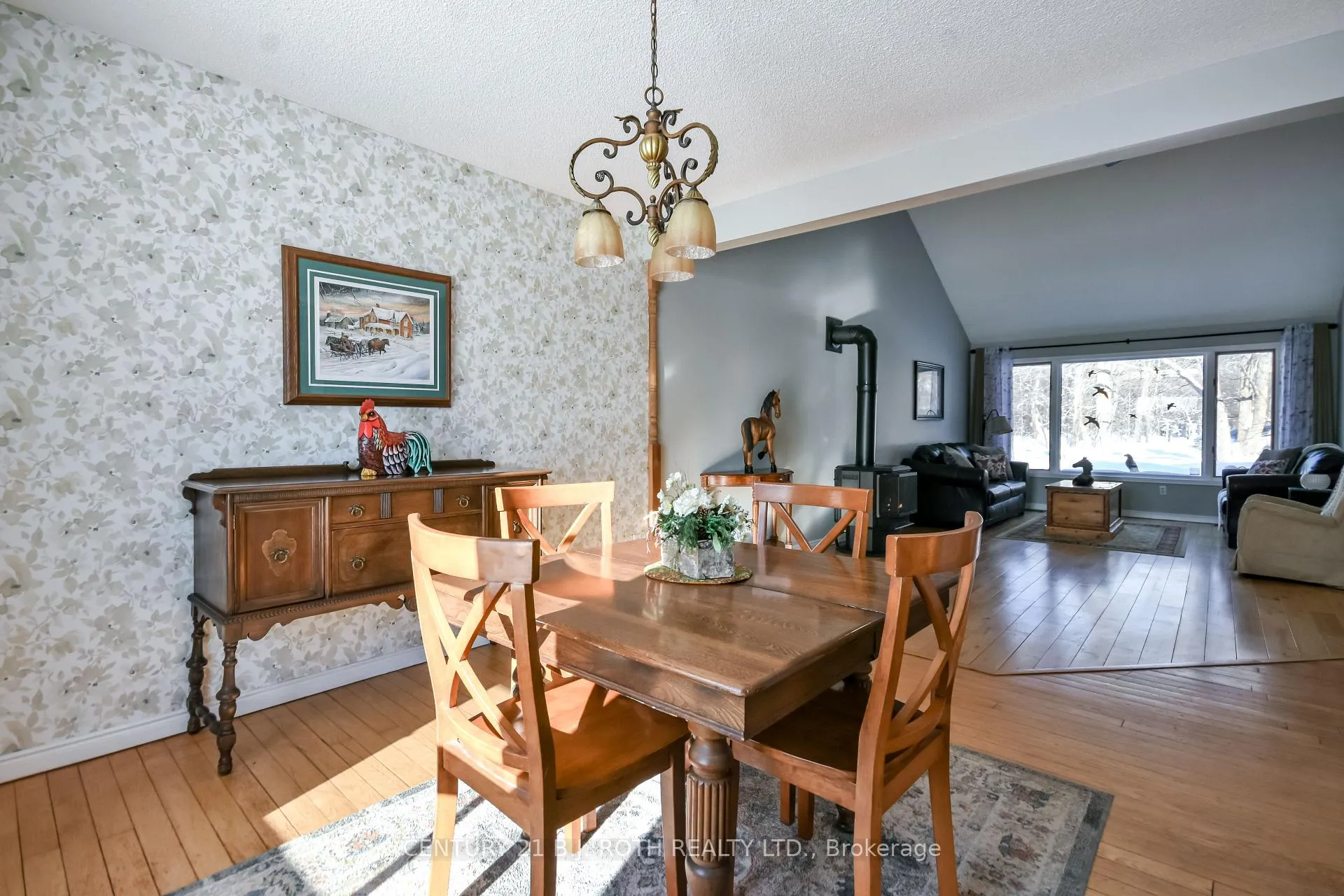 Photo 18 of 11256 12 Highway, Oro-Medonte, Rural Oro-Medonte — HOMEH
