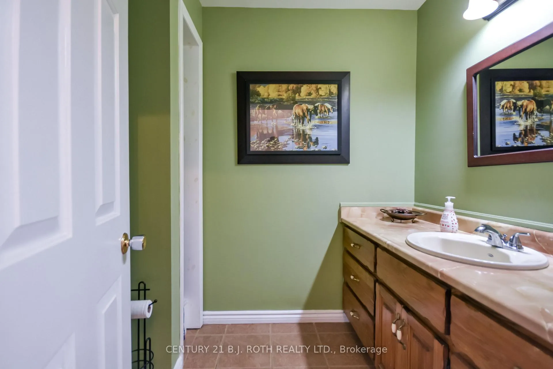 Photo 29 of 11256 12 Highway, Oro-Medonte, Rural Oro-Medonte — HOMEH
