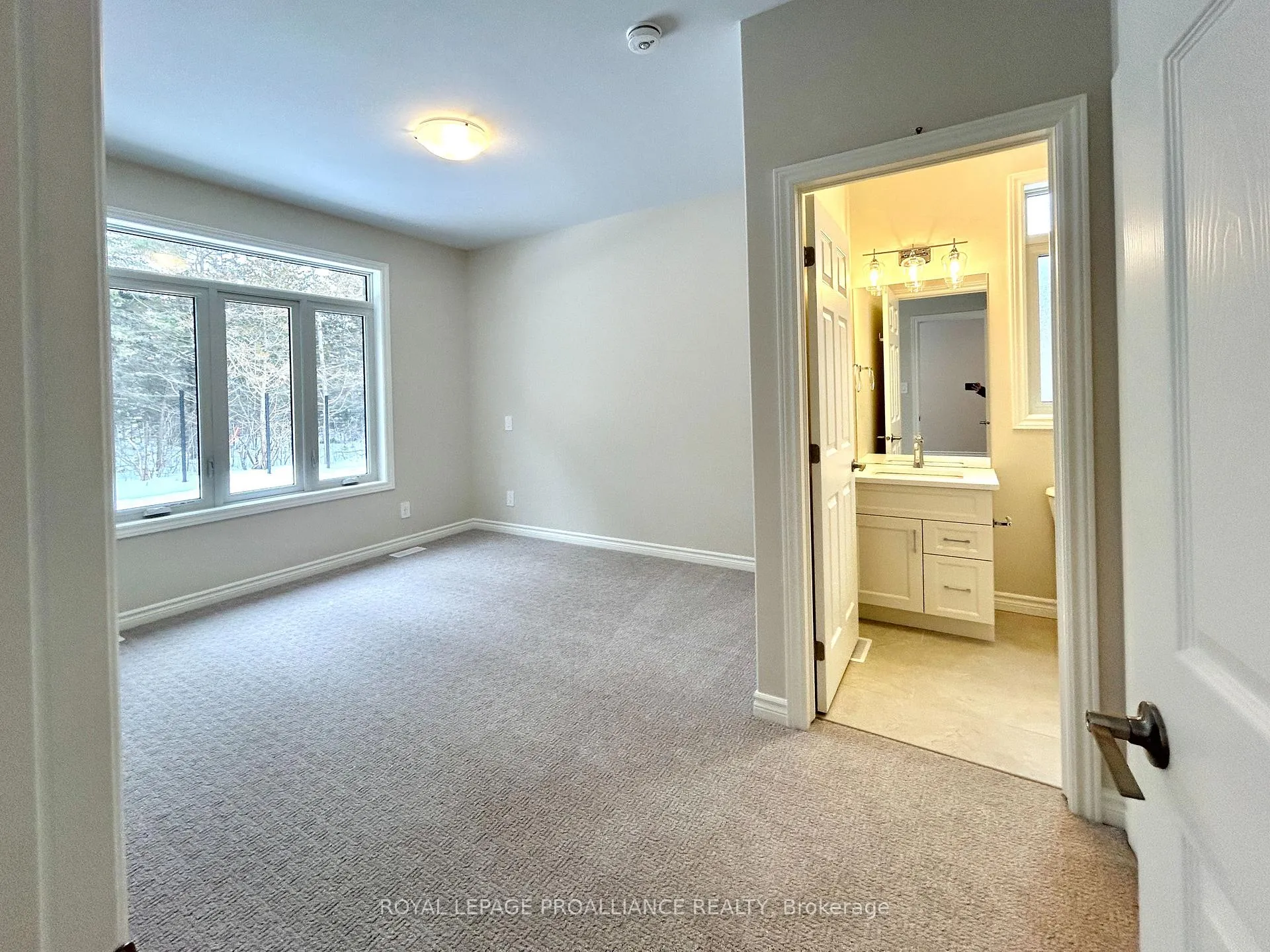 Photo 7 of Unit 19, 99 Cloverleaf Drive, Belleville, Thurlow Ward — HOMEH