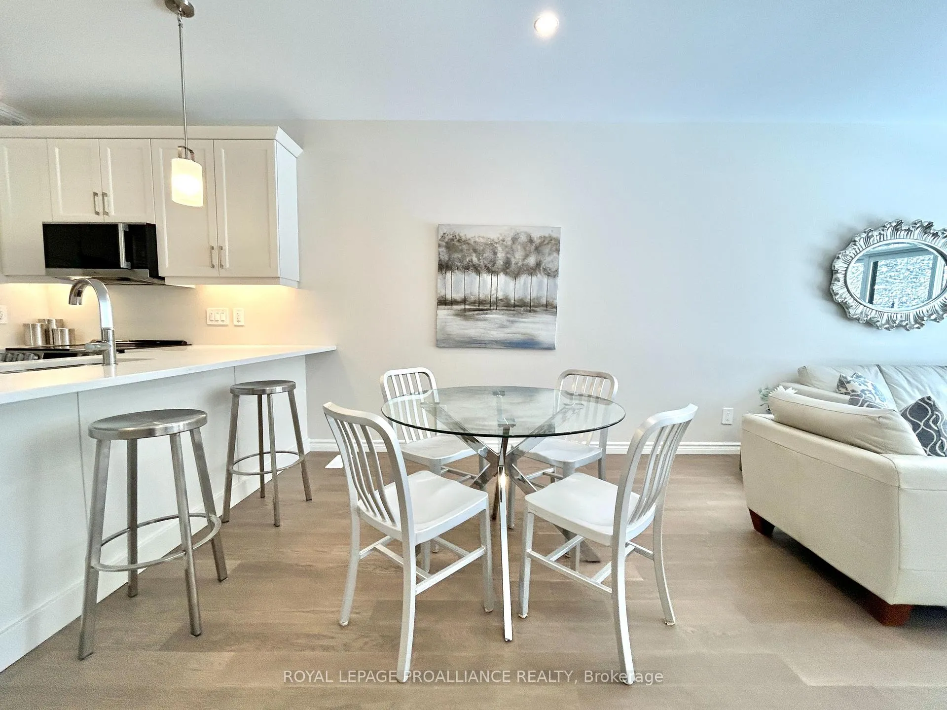 Photo 15 of Unit 19, 99 Cloverleaf Drive, Belleville, Thurlow Ward — HOMEH