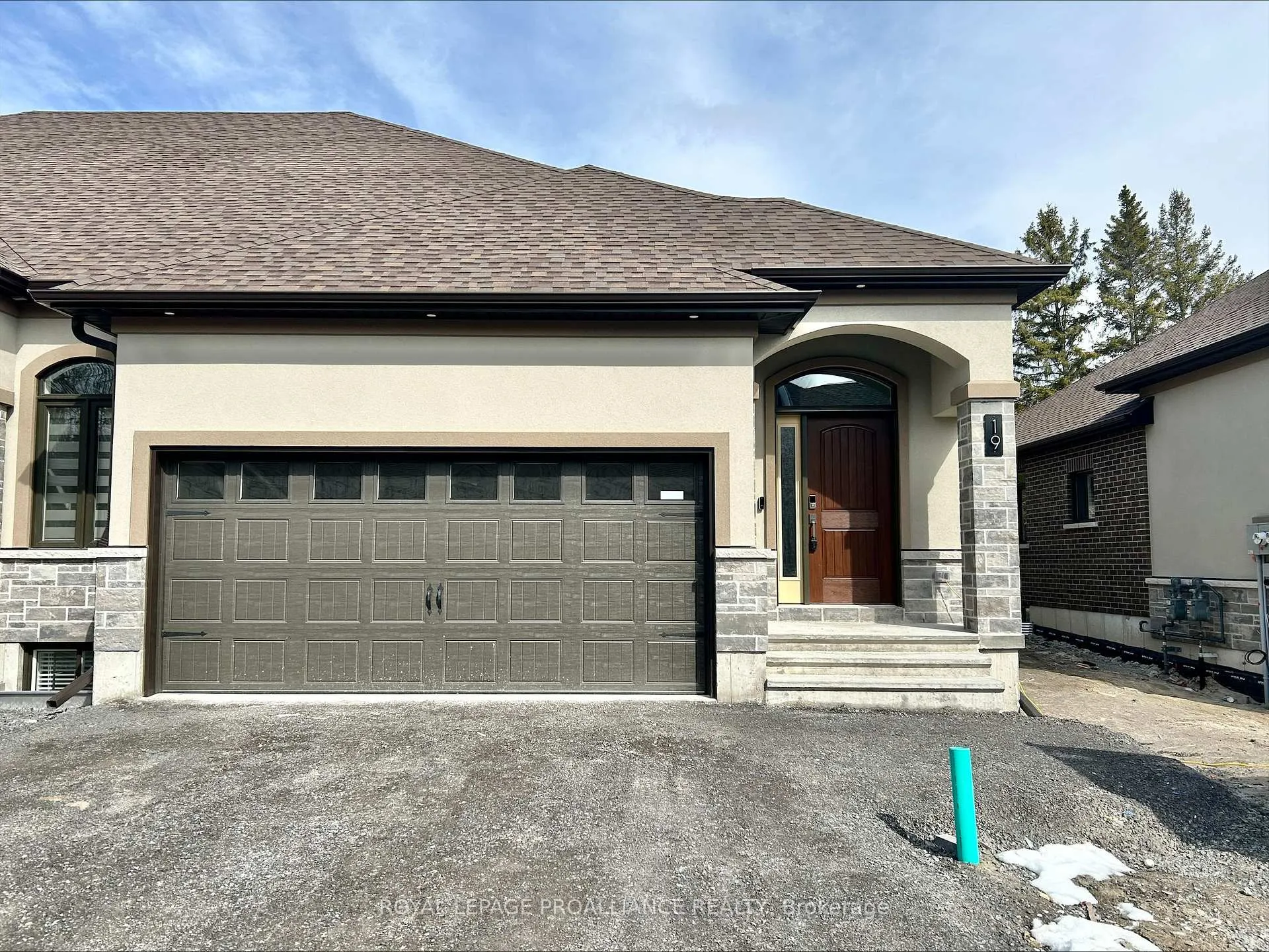 Photo 1 of Unit 19, 99 Cloverleaf Drive, Belleville, Thurlow Ward — HOMEH