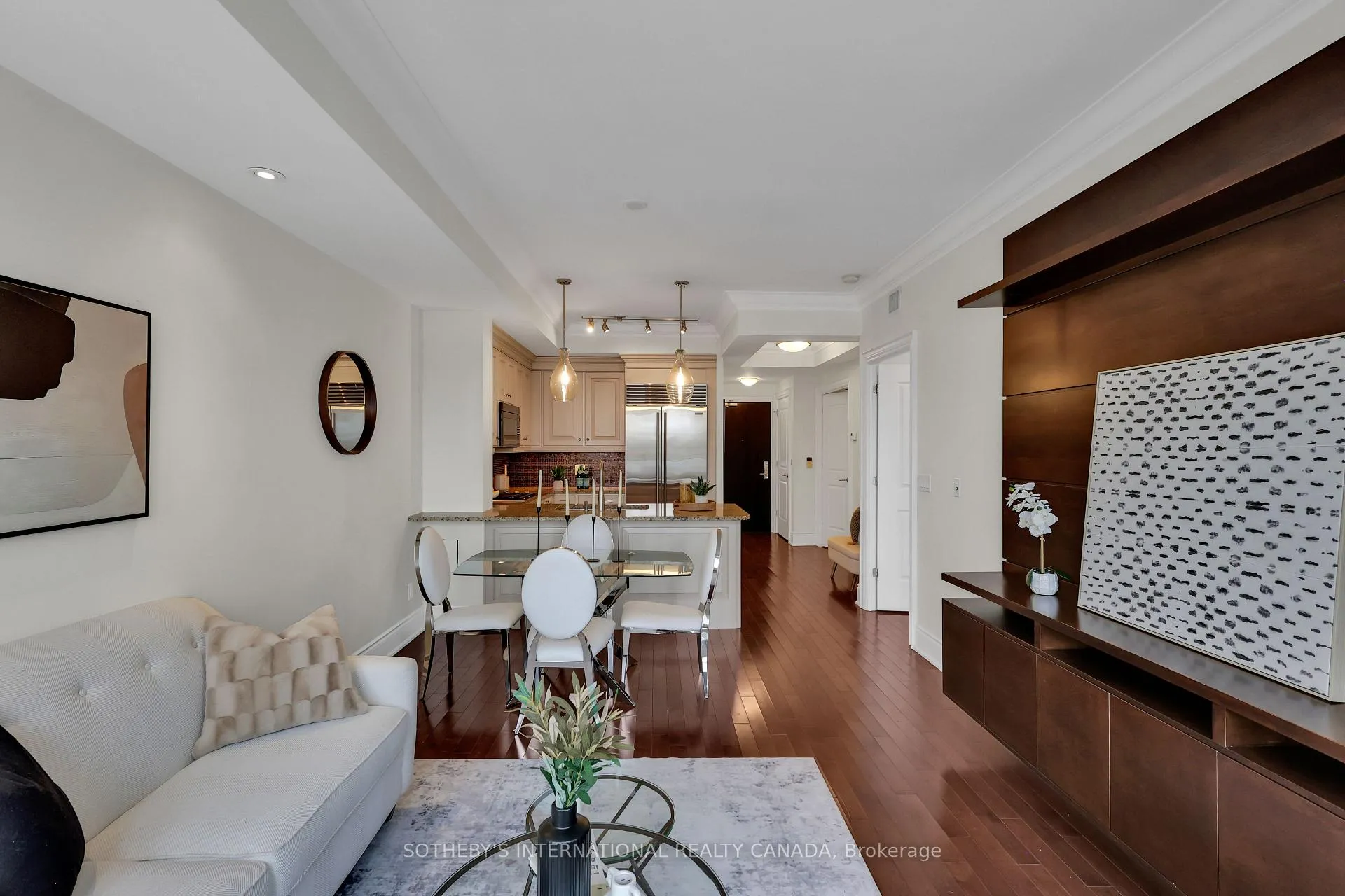 Photo 6 of Unit 410, 1717 Avenue Road, Toronto, Bedford Park-Nortown — HOMEH