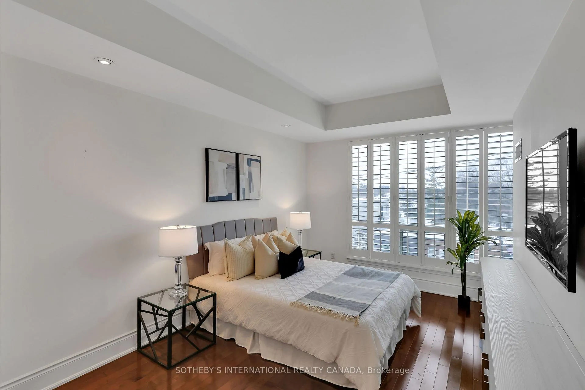 Photo 16 of Unit 410, 1717 Avenue Road, Toronto, Bedford Park-Nortown — HOMEH