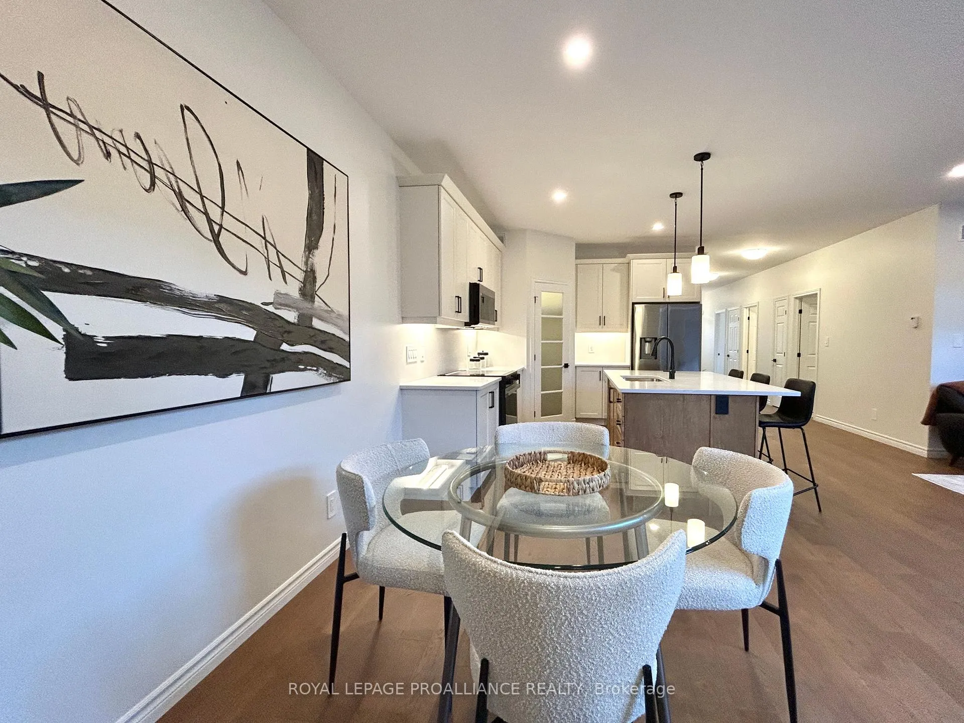 Photo 8 of 81 Athabaska Drive, Belleville, Thurlow Ward — HOMEH