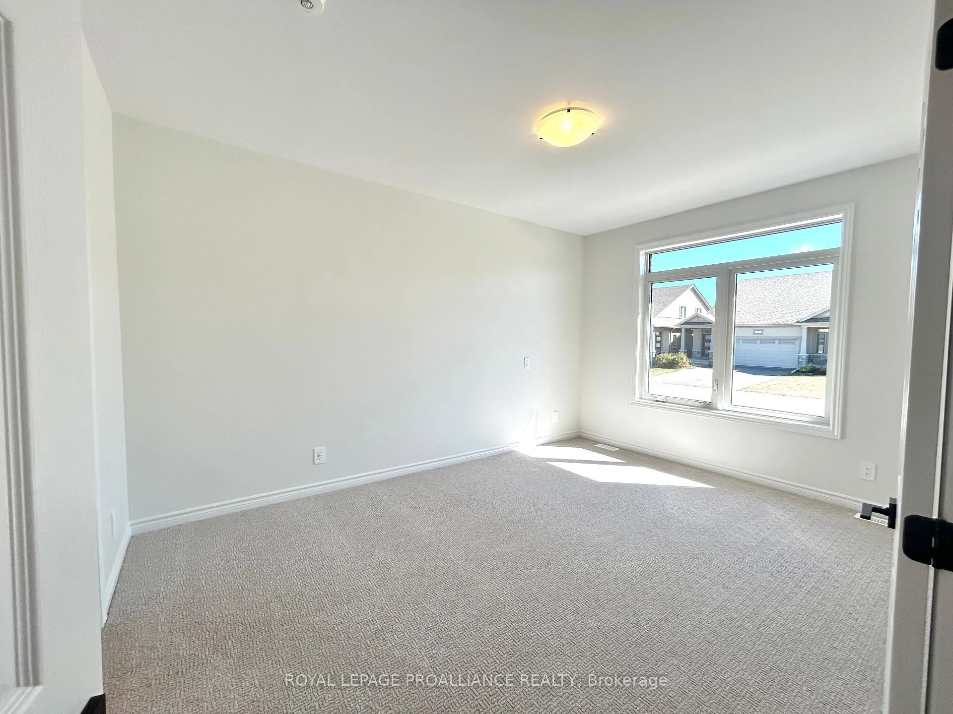 Photo 13 of 81 Athabaska Drive, Belleville, Thurlow Ward — HOMEH