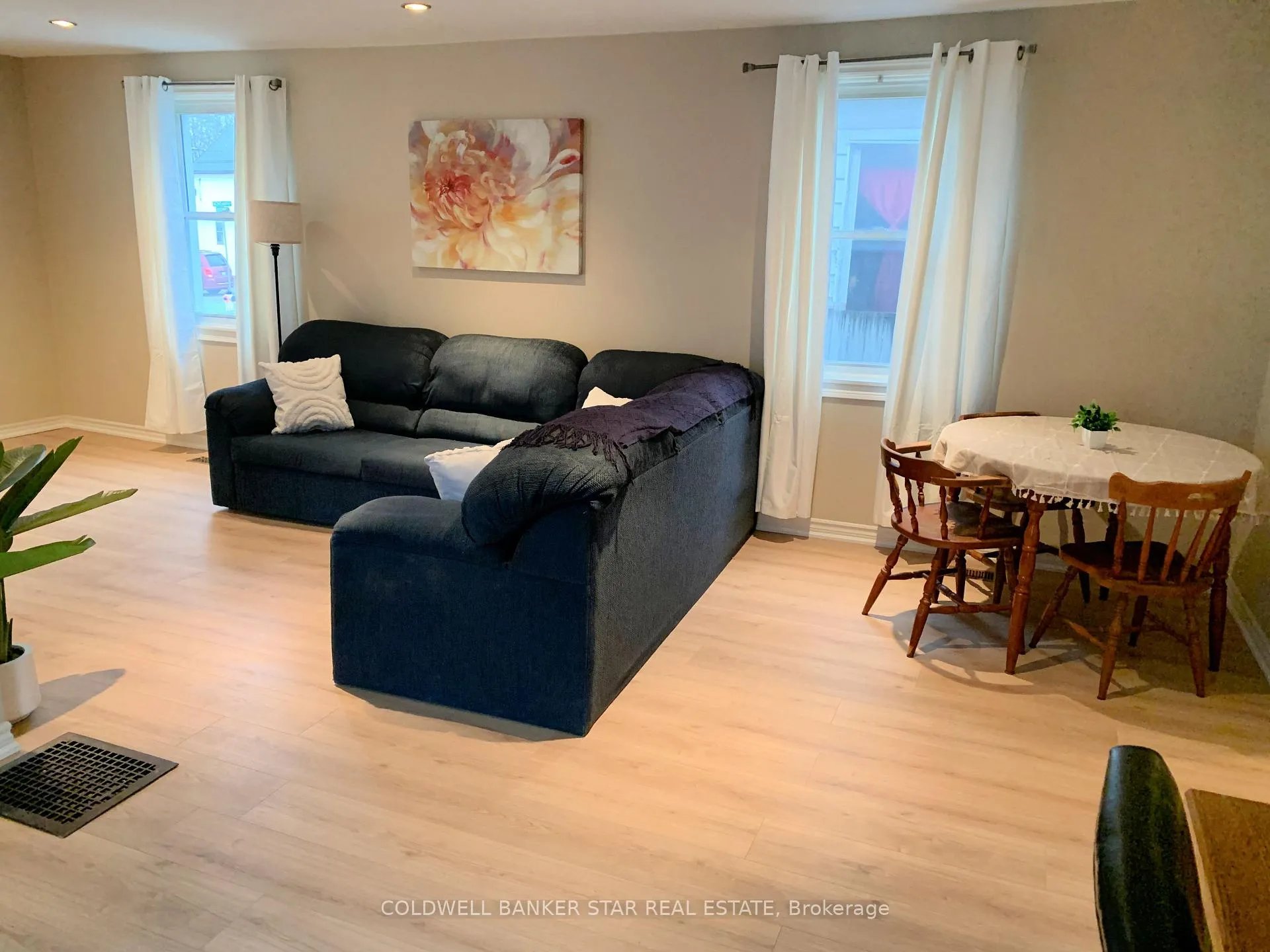 Photo 5 of 14 Antrim Street, St. Thomas — HOMEH