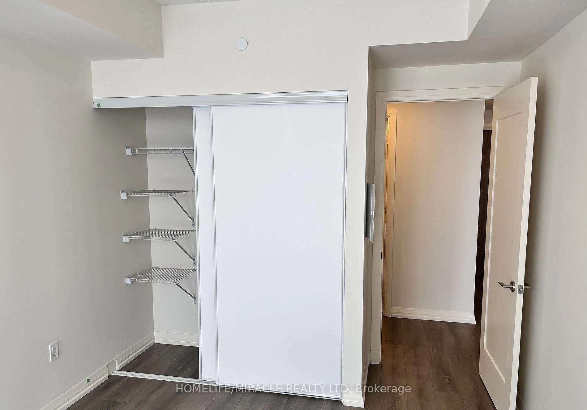 Photo 13 of Unit 1407, 27 Korda Gate, Vaughan, Vellore Village — HOMEH