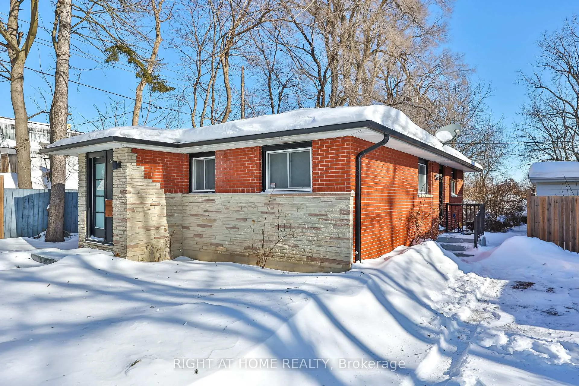Photo 2 of 15 Division Street, Cramahe, Colborne — HOMEH