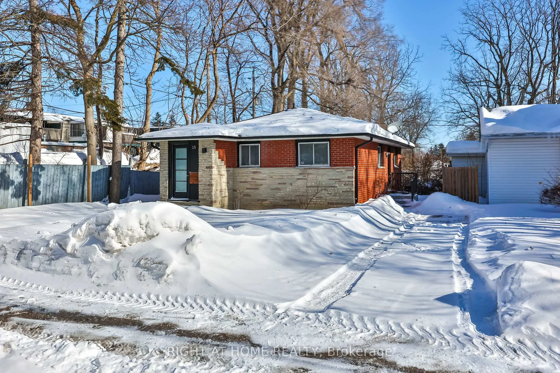 Photo 3 of 15 Division Street, Cramahe, Colborne — HOMEH