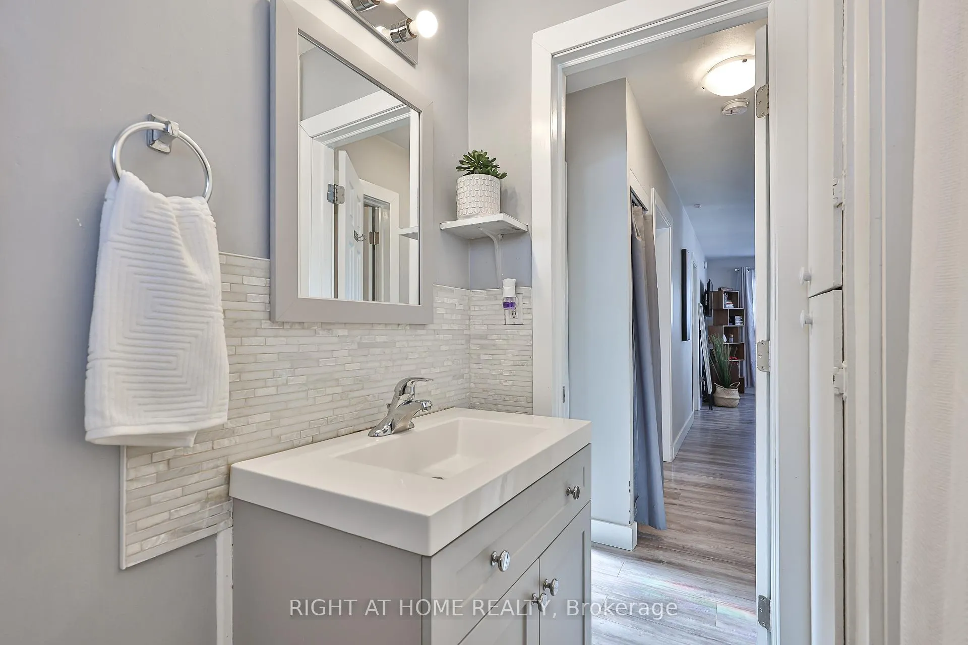 Photo 15 of 15 Division Street, Cramahe, Colborne — HOMEH